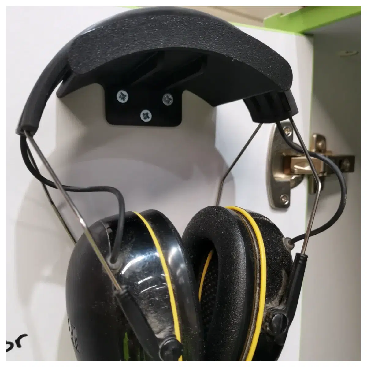 Headphone Cup Wall Mount Holder Earphone Organizer Protective Case Storage Studio Monitor Clip Audio Enthusiast Accessory