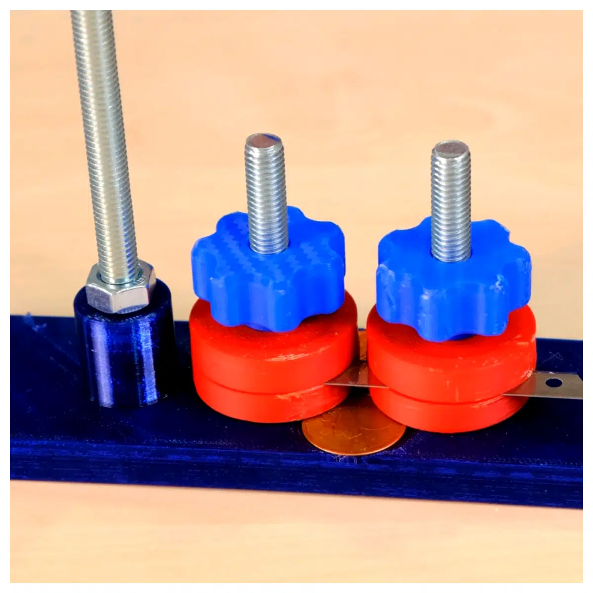 Bottle Cutter Bottle Cutting Tool Recycling Waste Bottle Handling Fragile Item Protection