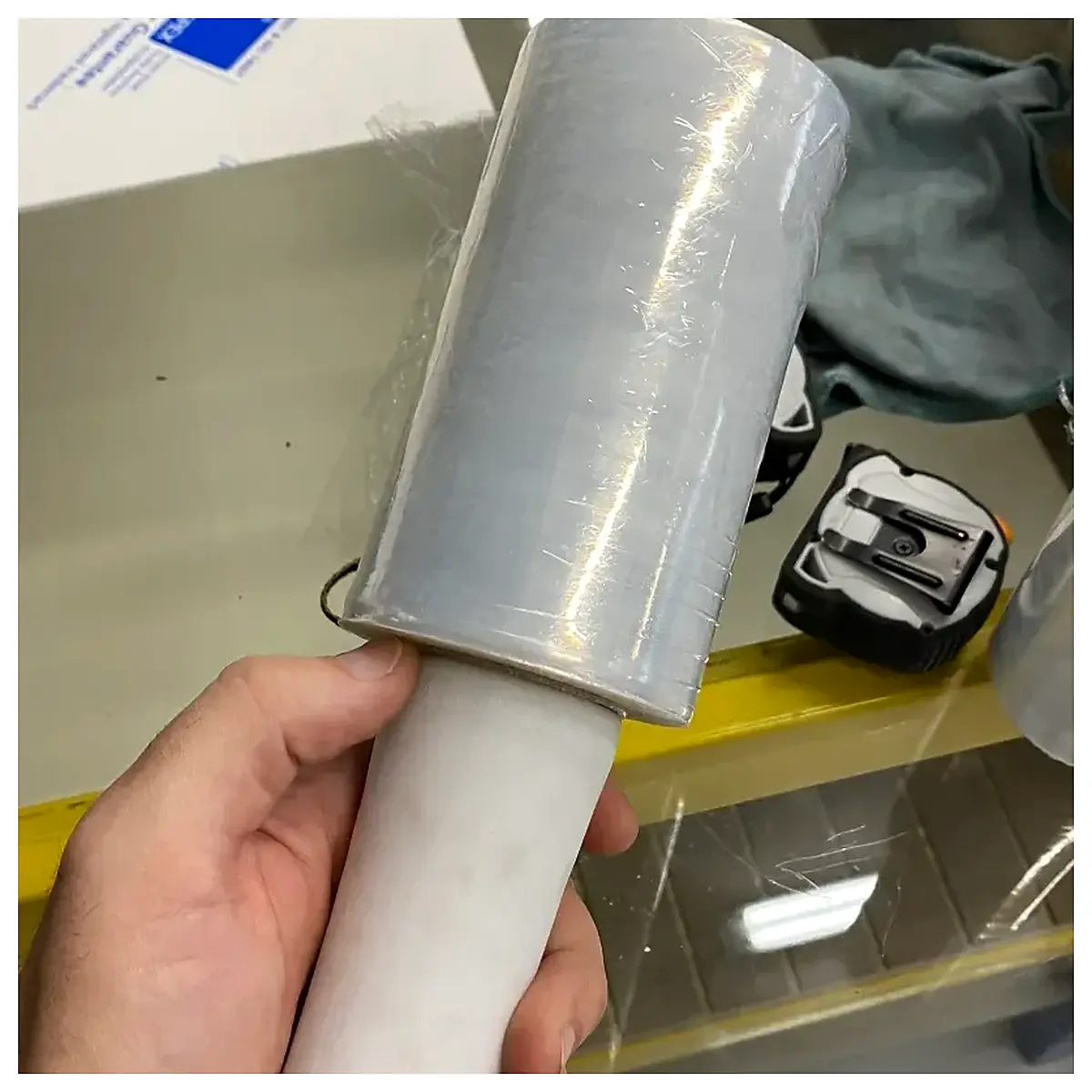 Portable Mini Roll Paper Holder Rolling Paper Packaging Storage Roll Tube Handle