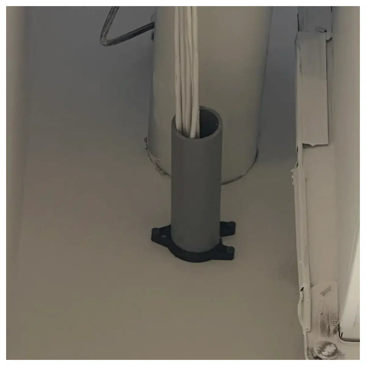 15 Inch Low Pressure Cable Hose Clamp Wire Rope Clip Cable Management Insulation Support Conduit Fixer