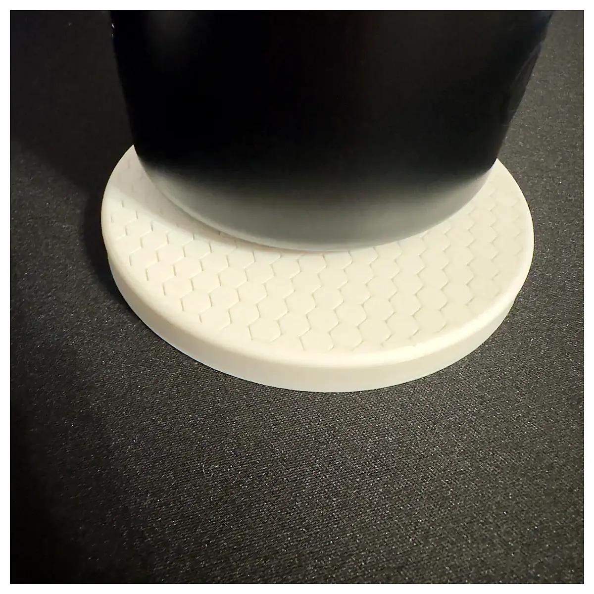 Cup Mat Insulated Leak Proof Ice Pack Car Office Drink Cooling Water Bottle Holder Spill