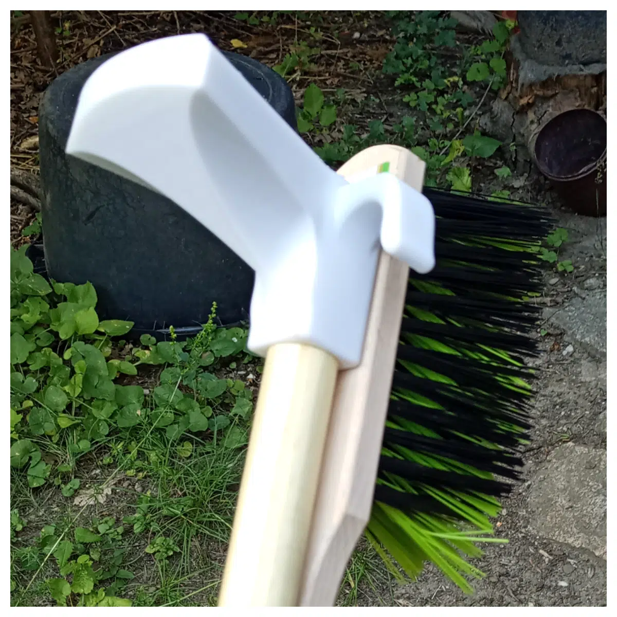 Groove Style Hardwood Broom Scraper Floor Cleaning Tool Kitchen Bathroom Sweep Removal Broom Accessories