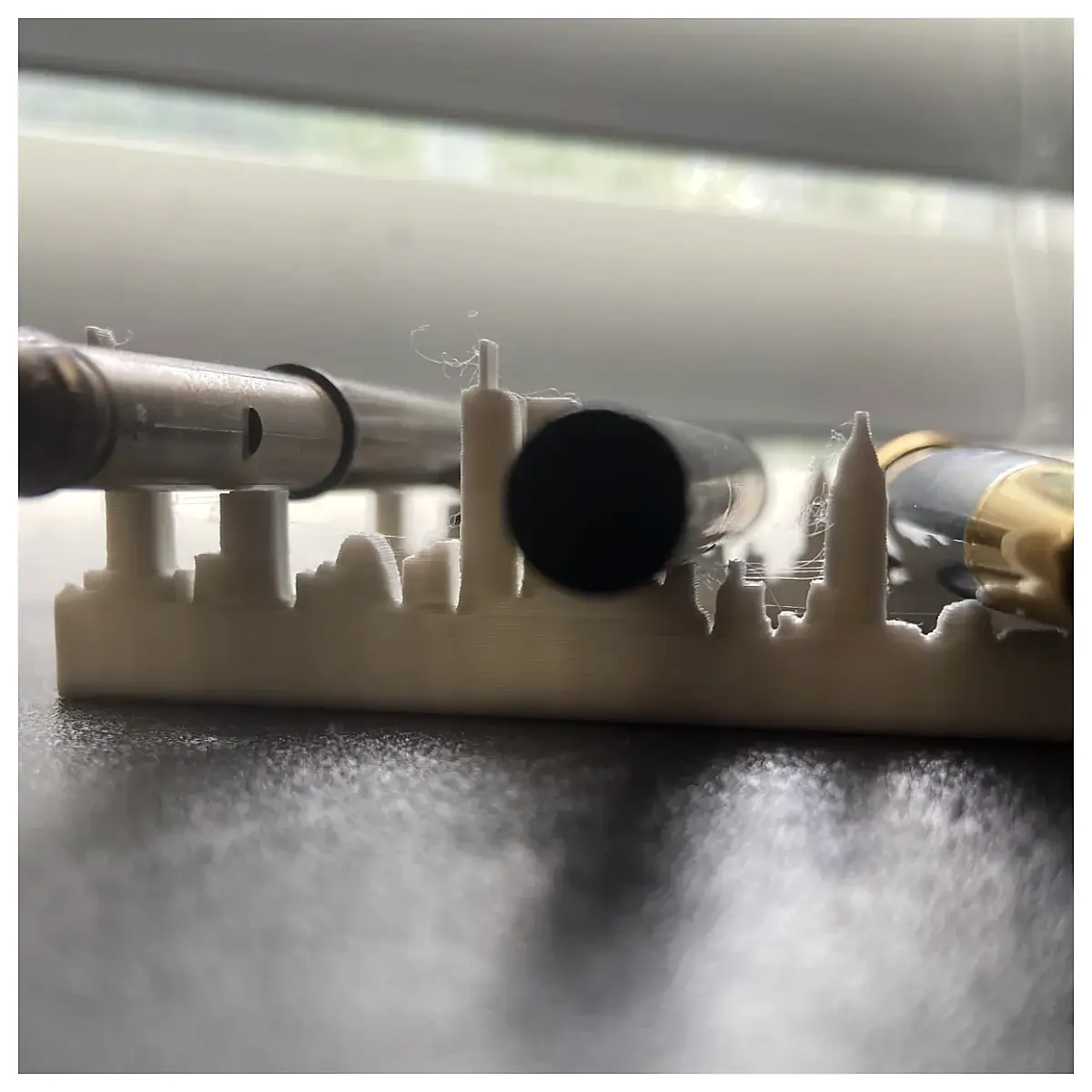 New York Skyline Pencil Holder Cityscape Decor Memorial Gift Desktop Ornament IoT Creative Gift