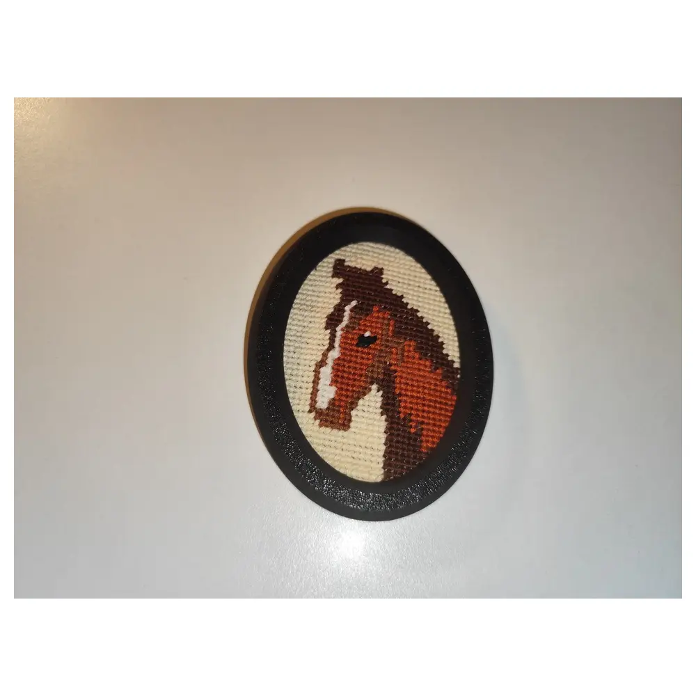 Round Photo Frame Oval Photo Frame Decorative Photo Memories Anniversary Gift Display Decoration
