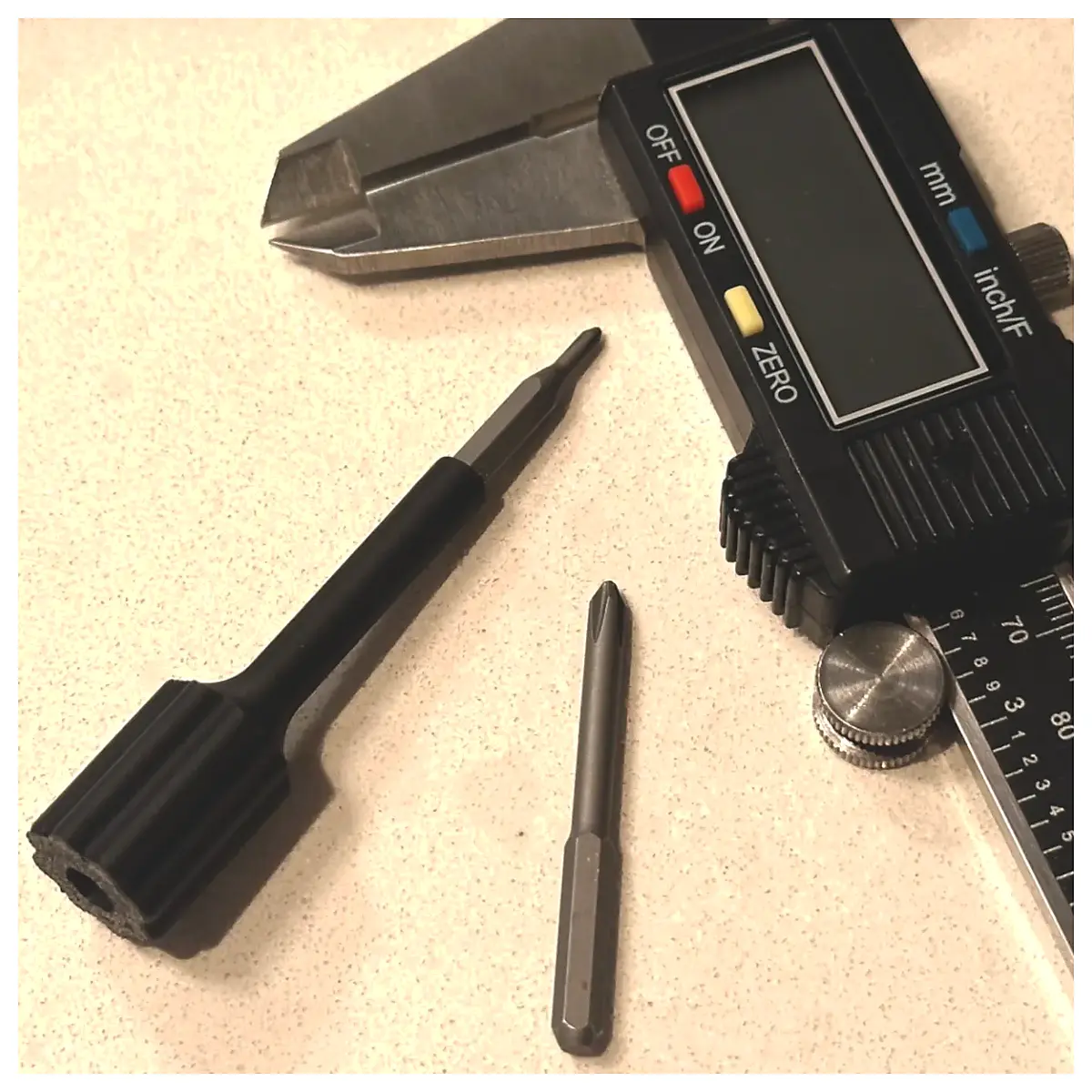 Mini Screwdriver Handle C4 Universal Head Screwdriver Accessories Fast Torque Fixing Tools