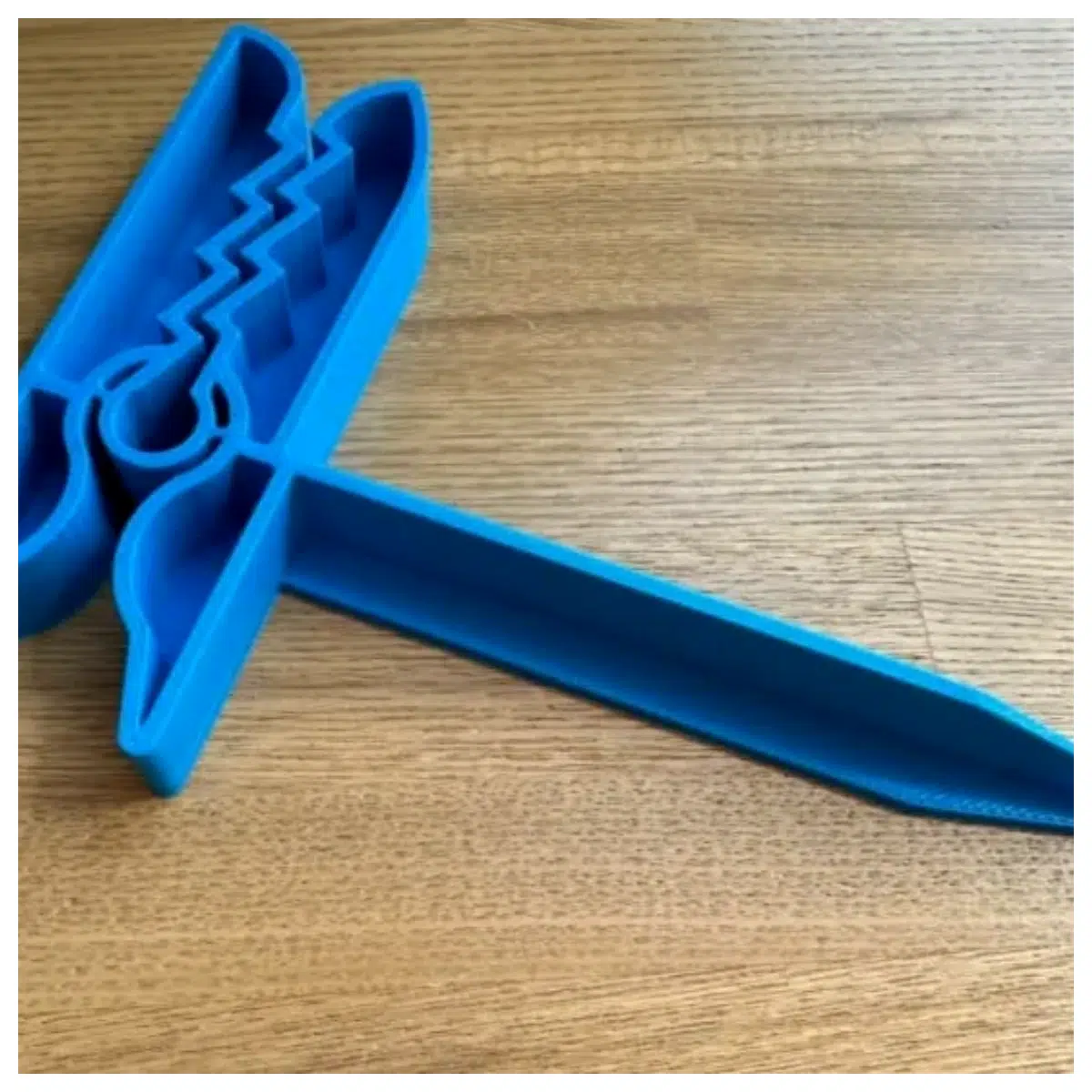 Beach Towel Clips Quick Drying Waterproof Sand Beach Accessories Towel Holder Beach Tool