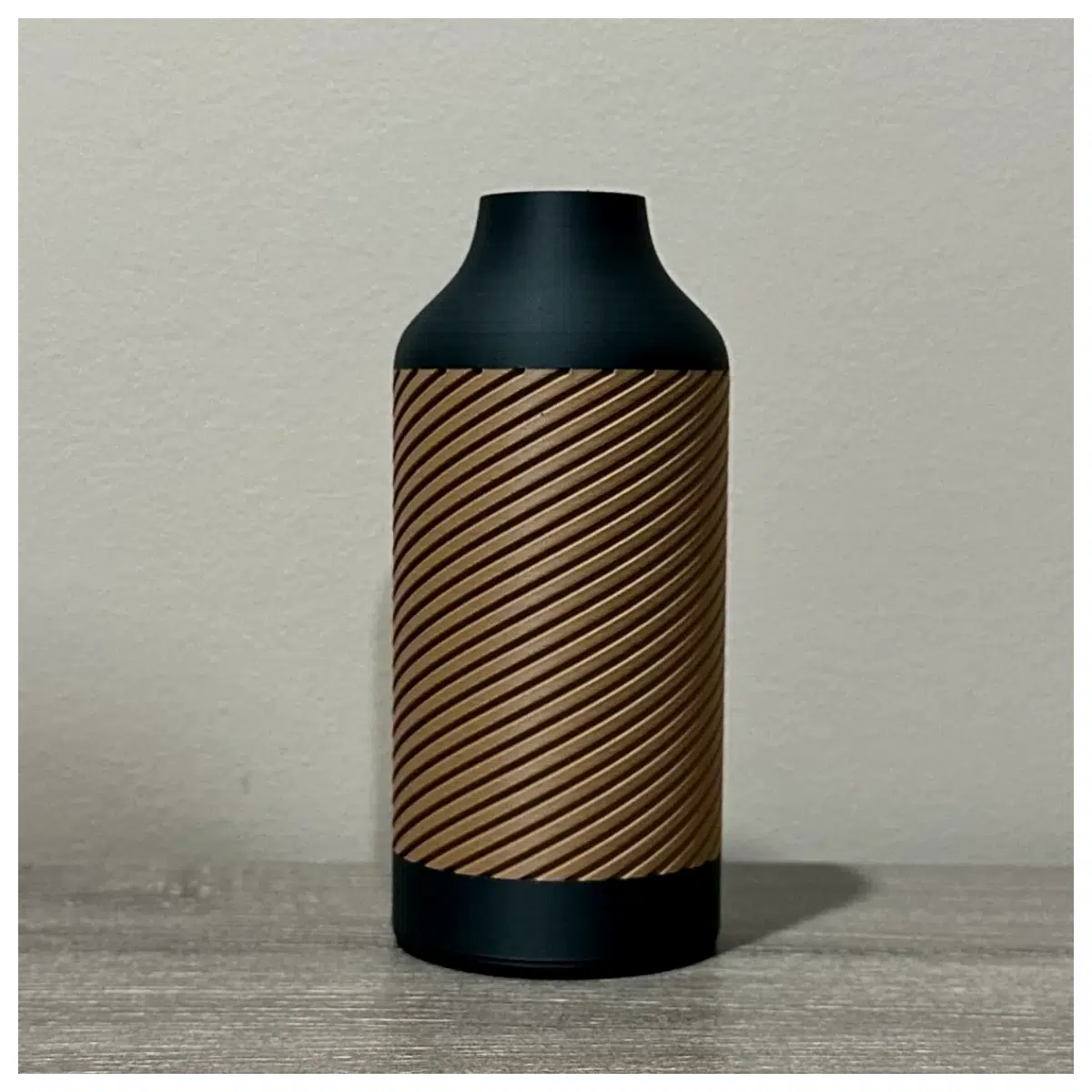 Spiral Bottle Vase Creative Home Decor Art Piece Arrangement Decorative Item Modern Style Simple Design Enhance Space Aesthetics