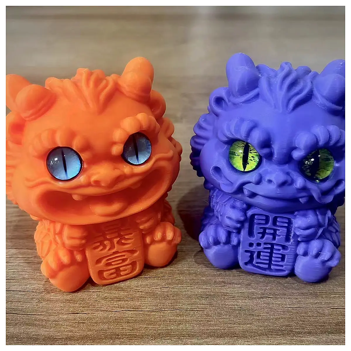 Animatronic Lion Toy with Moving Eyes Realistic Plush Animal Festival Decoration Party Supplies Lion Accessories