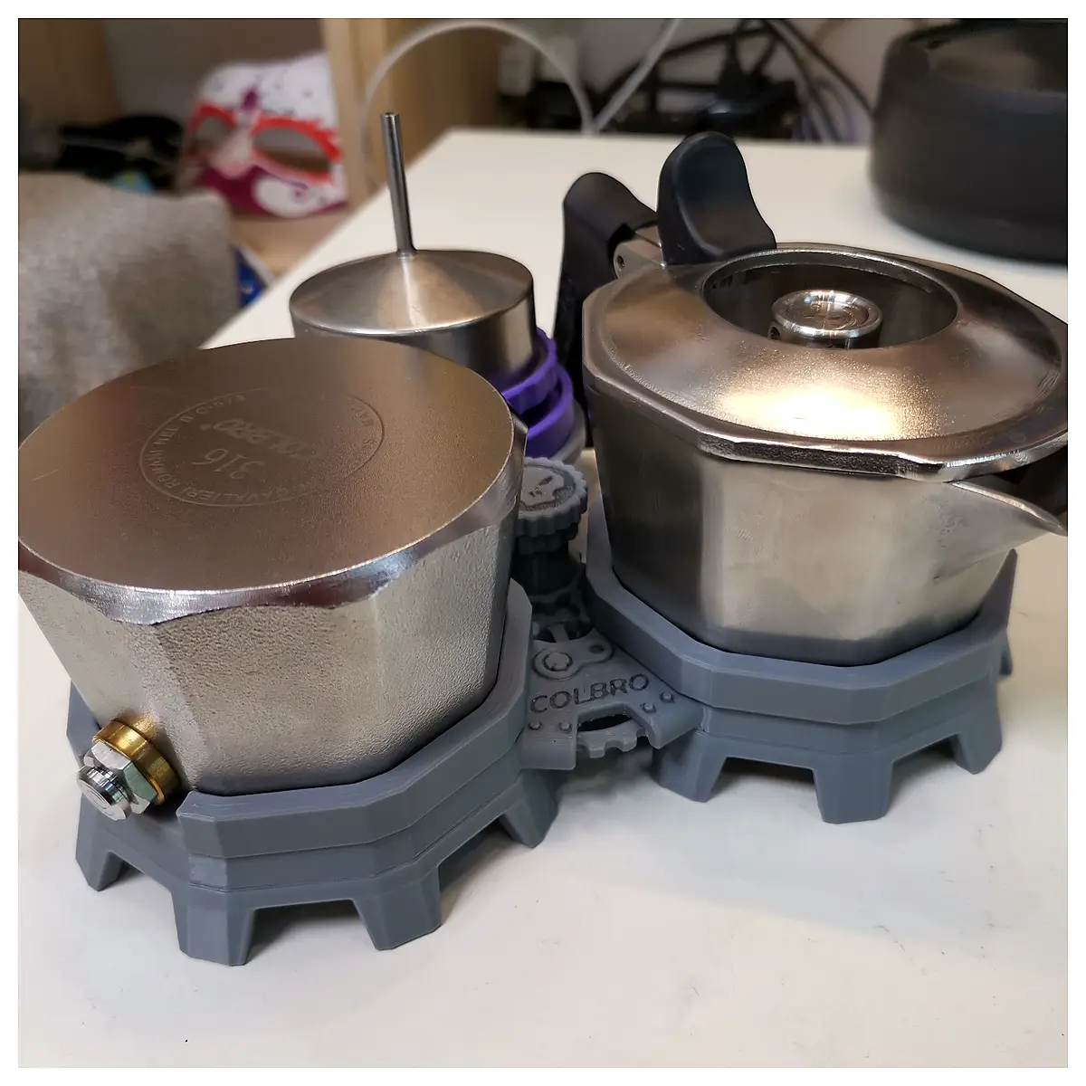 Kobro All Three Valve Moka Pot Organizer Coffee Accessory Storage Moka Pot Stand Coffee Lovers