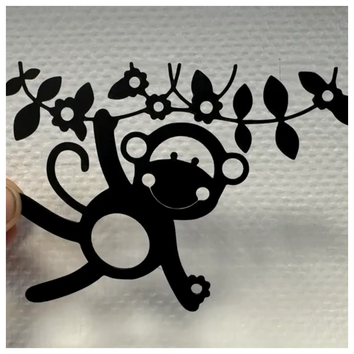 Hanging Vines Monkey Decor Wall Hanging Ornament Tropical Style Indoor Outdoor Decoration Monkey Figurine Plant Hanger