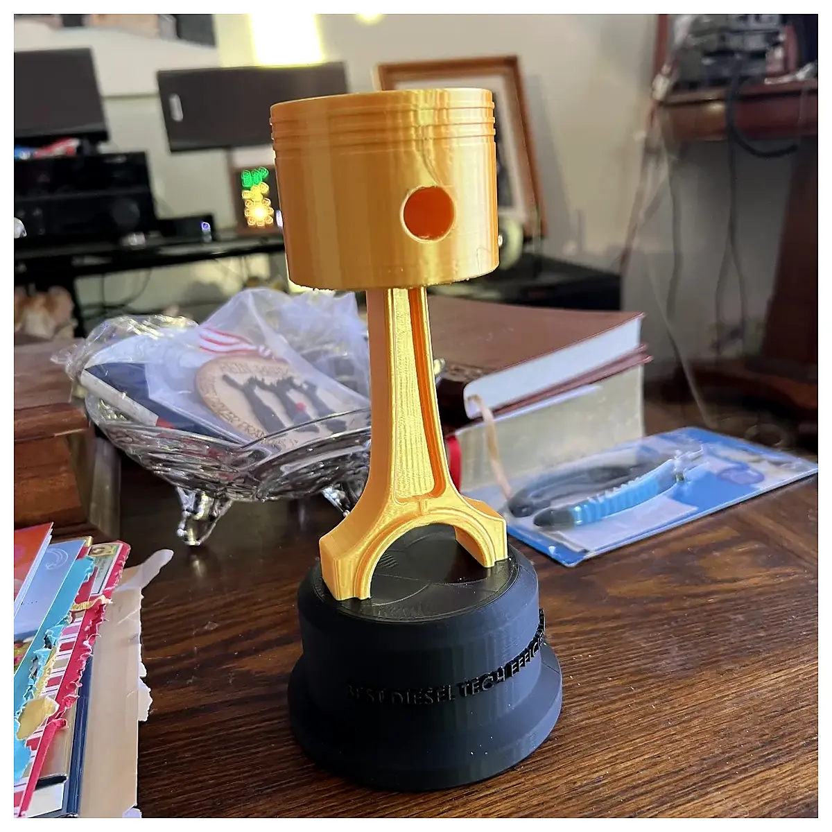 Piston Trophy Piston Rod Trophy Car Engine Parts Car Repair Car Accessories Piston Rod Engine Parts