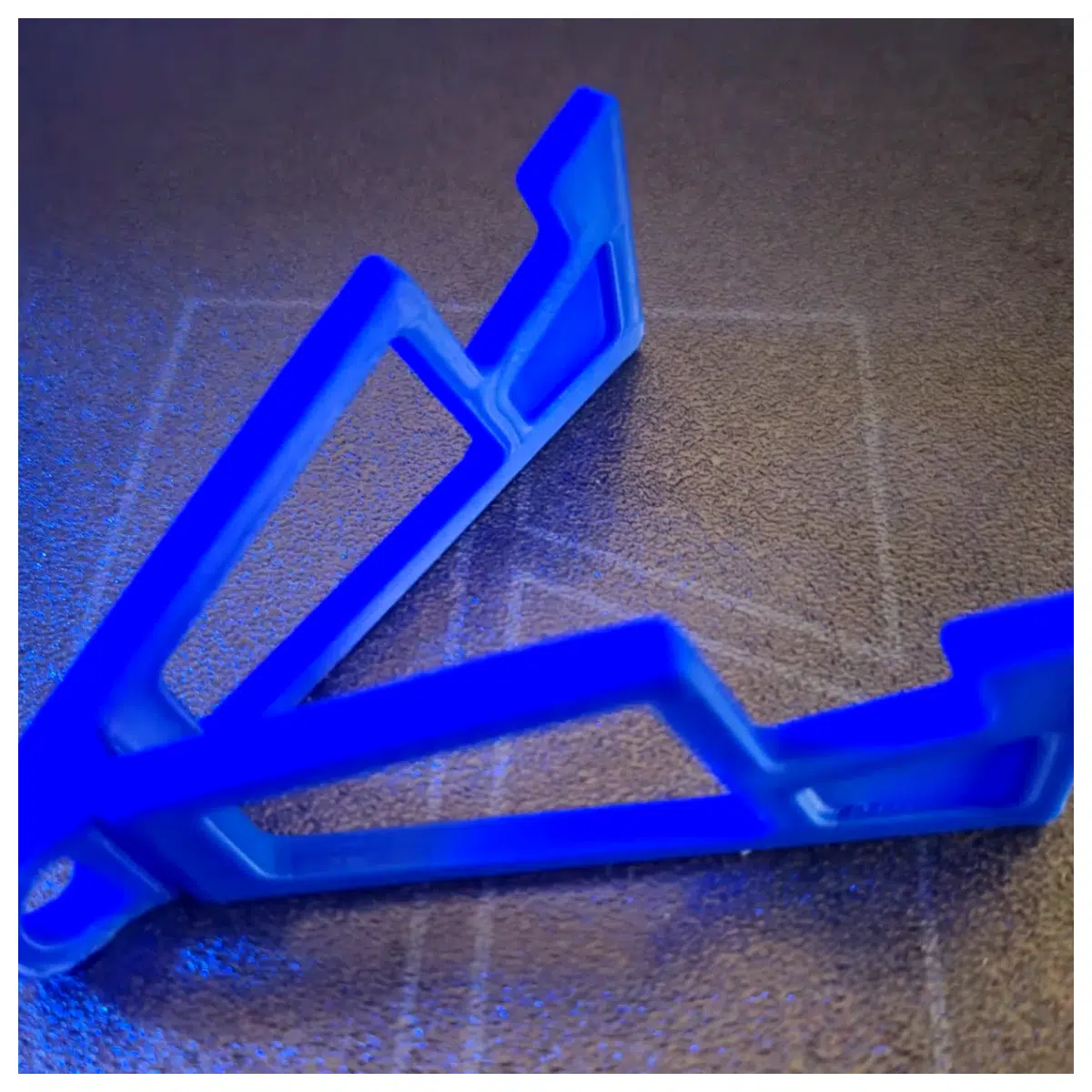 Mobile Phone Holder Car Mount Foldable Keychain Phone Stand Holder Adjustable Phone Accessory Mobile Phone Holder