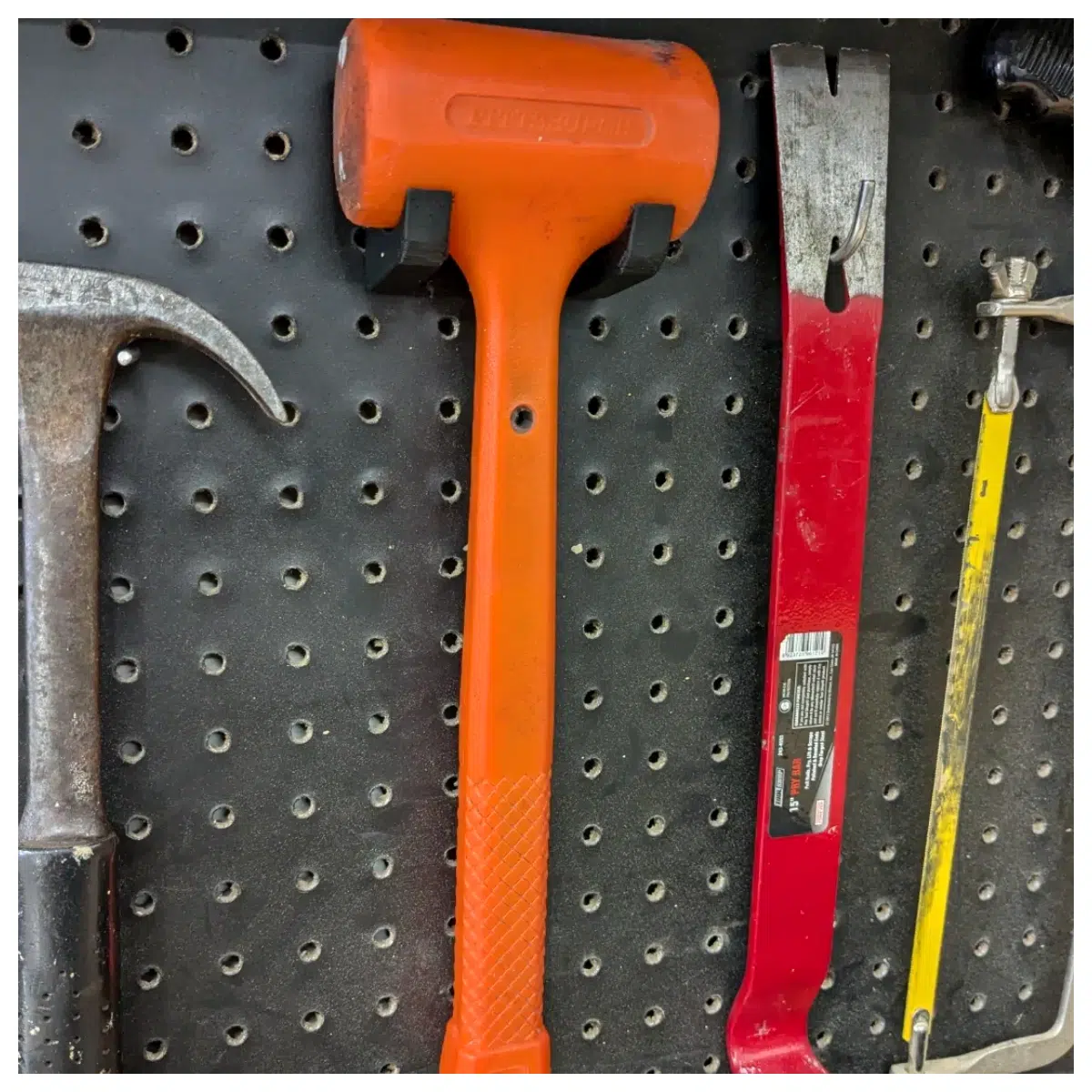 Pittsburgh 2 lb Dead Blow Hammer Pegboard Installation Tool Impact Hammer Fasteners DIY Repair
