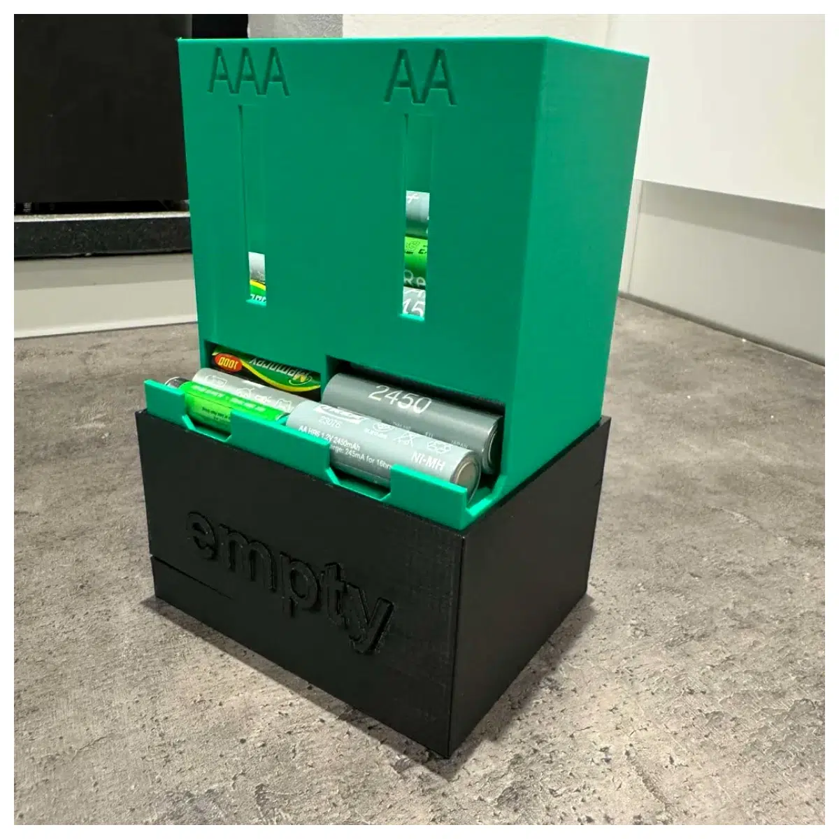 Empty AA AAA Battery Recycling Bin Accessories Used Battery Collection Box Charger Case Trash Can Eco Friendly Battery Disposal Unit Battery Recycling