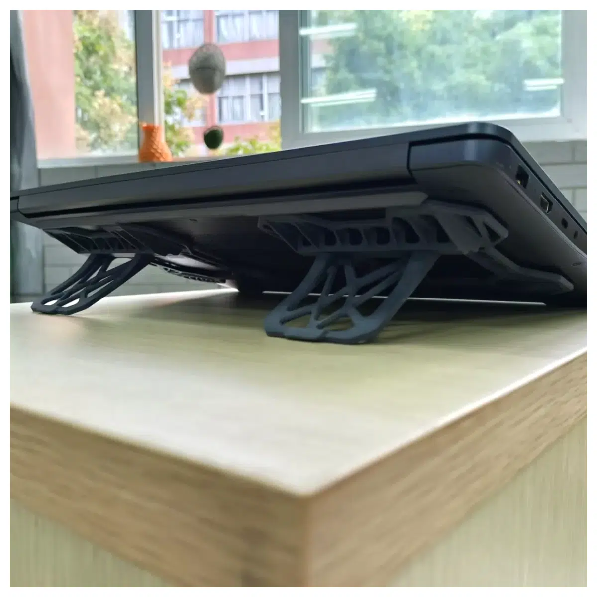 Portable Laptop Stand Desk Stand Notebook Support Adjustable Laptop Stand Computer Holder Posture Support Accessory Stand