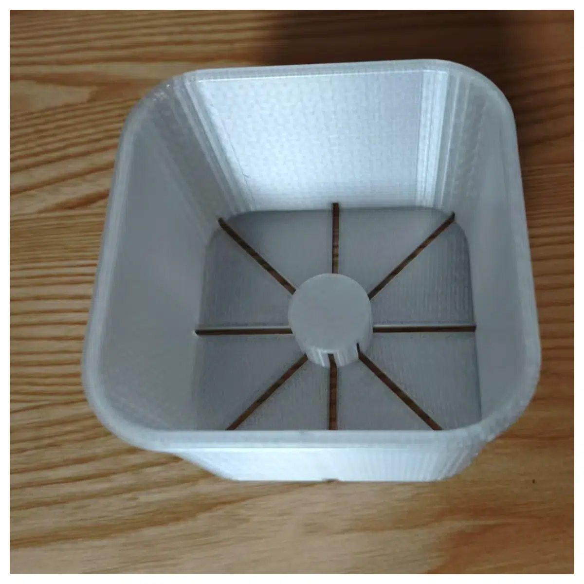 Breathable Bottom Flower Pot Plant Container Indoor Gardening Airflow Pot Succulent Planter Base Ventilation Flower Box Garden Pots