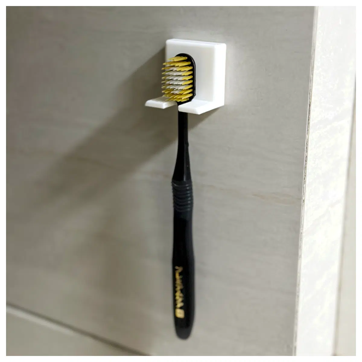 Single Person Toothbrush Holder Minimalist Bathroom Wall Mounted Toothbrush Stand Toothbrush Organizer Space Saving Toothbrush Rack Simple Design