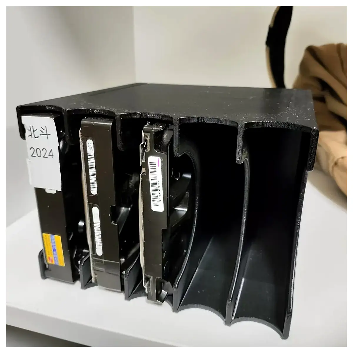 5 Bay HDD Storage Rack Desktop Organizer Computer Accessories Storage Solution Multi Tier Shelving HDD Stand