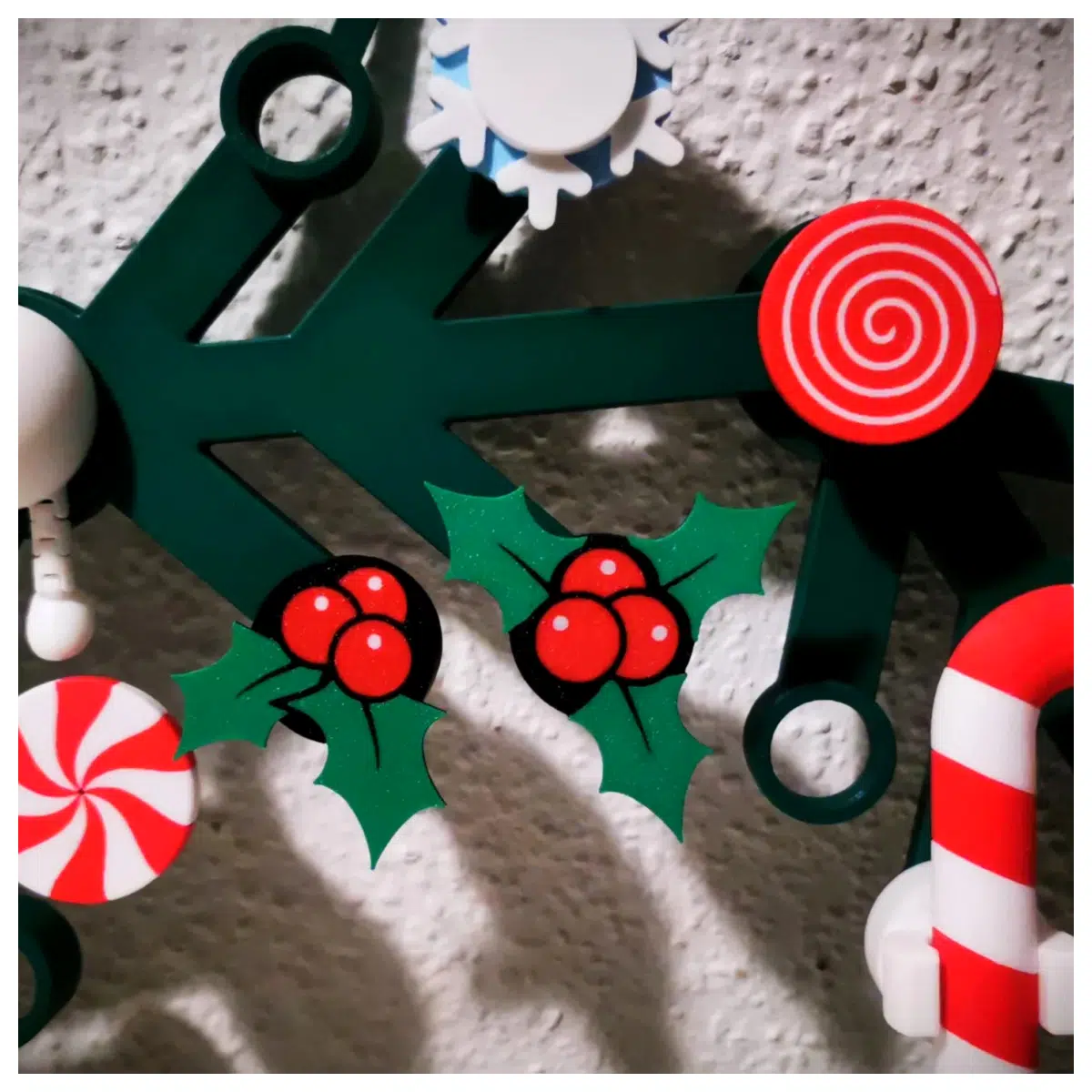Block Christmas Wreath Artificial Pine Leaves Large Festive Building Blocks Toy Model