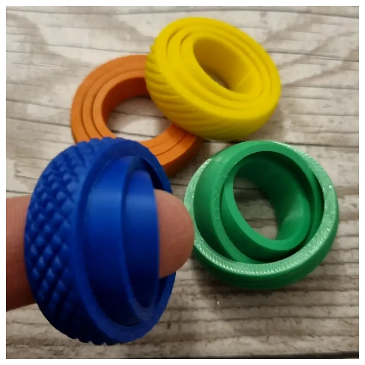 Spinning Tops Rotating Toys Finger Spin Tops Kids Toys Fun Toys Brain Teaser Toys Skill Toys