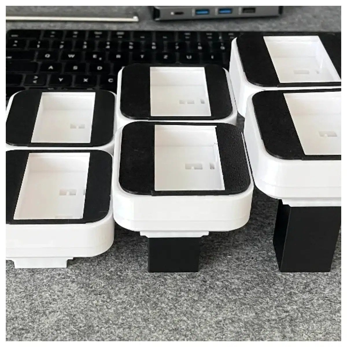 Coral Factory LCD Mounting Bracket Screen Support Wall Mount LCD Display Accessories Mounting