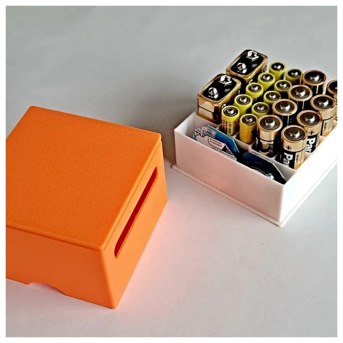AAA Battery Organizer Travel Case Pouch Battery Box Ideal for Outdoor Activities Pocket Storage