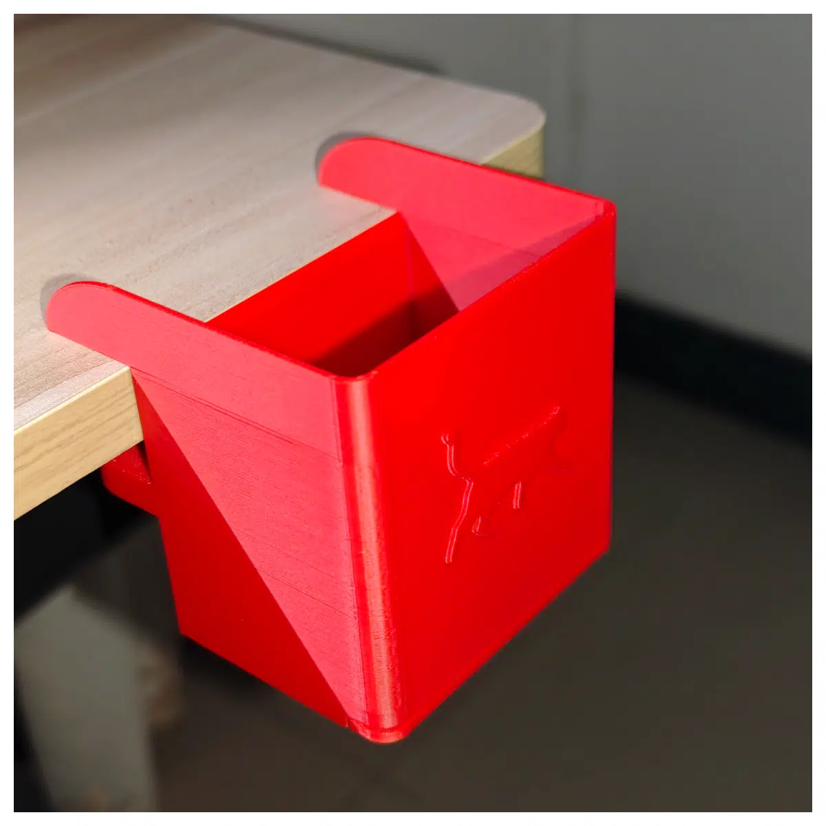 Small Desktop Trash Can Removable Base Desktop Model Cleanup Waste Slime Organizer Desk Accessory