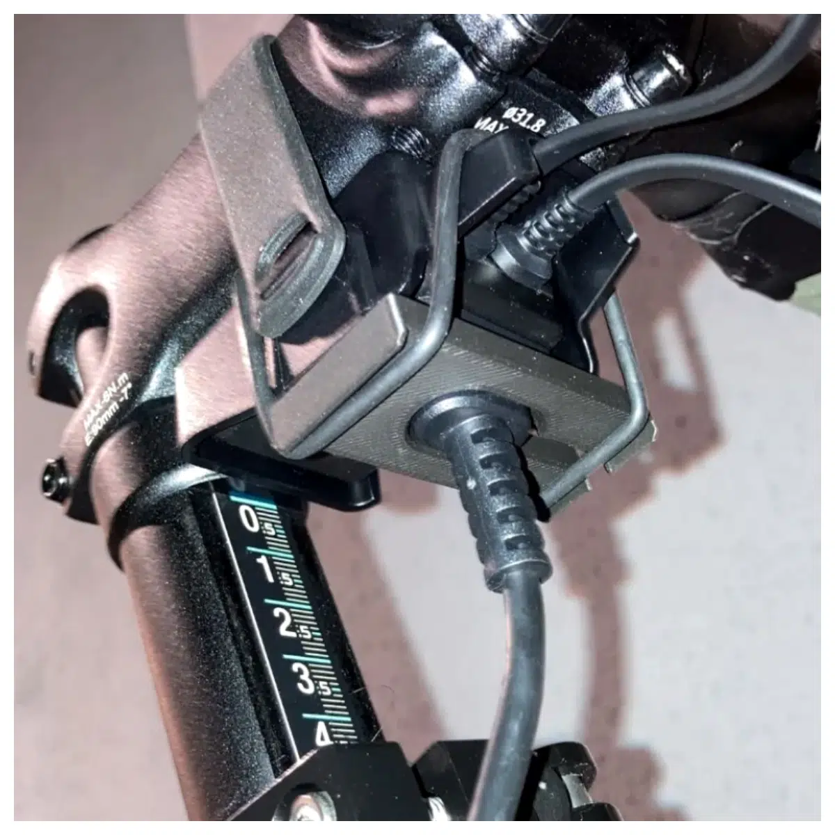 Wahoo Bike Shift Magnetic Connector Clamp Quick Bike Mount Cycling Accessory Fitness Gear Bike Parts