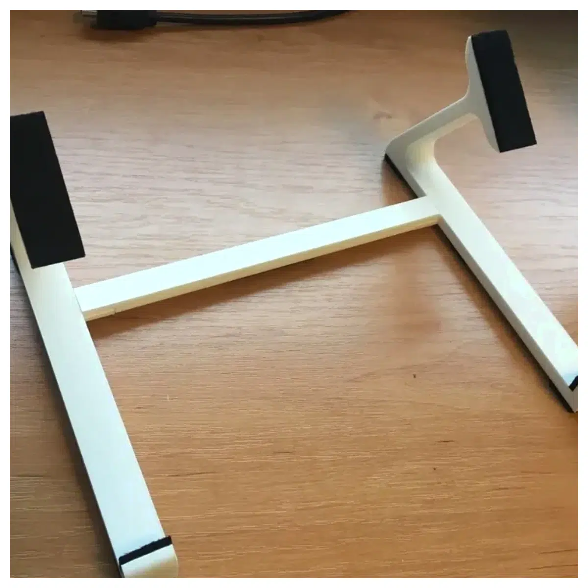 Laptop Stand Adjustable Desktop Stand Computer Stand Laptop Support Standing Laptop Holder Office Stand Ergonomic Support Screen Protection Computer A