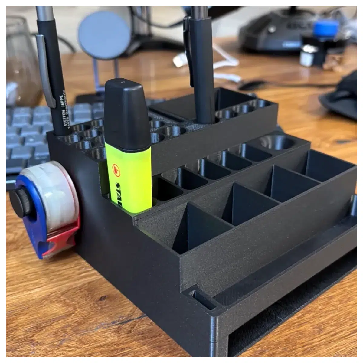 Desktop Organizer Cleaning Computer Accessories Desk Storage PC Maintenance Cleaning Tools Digital Gadget Parts