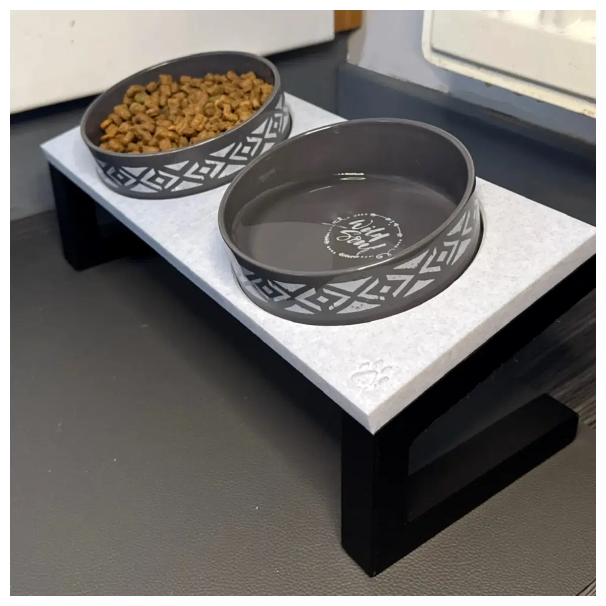 Pet Bowls Stand Mat Pad Base Pet Dishes Protective Stand Anti Slip Pet Accessories