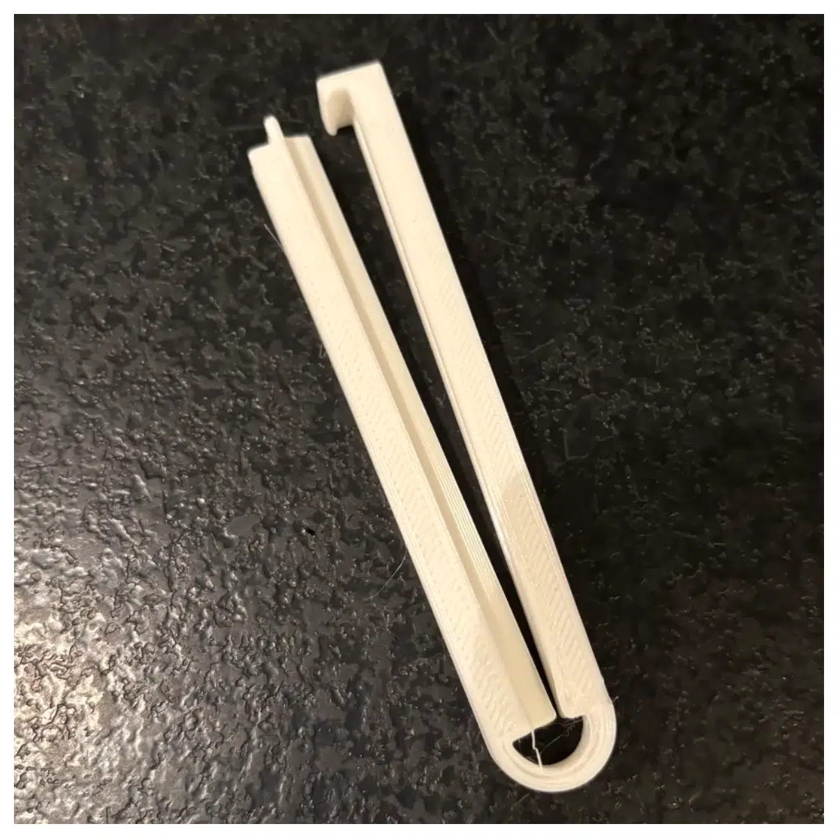Chip Holder Tool Mobile Repair Phone Disassembly Tool Chip Extraction Clip Phone Card Holder Essential Phone Repair Accessory