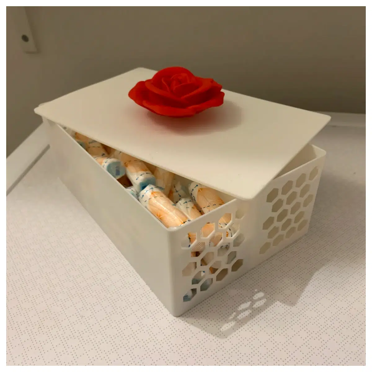 Rose Petal Tissue Box Organizer Rose Handle Storage Box Bathroom Decor Rose Decoration Tissue Holder