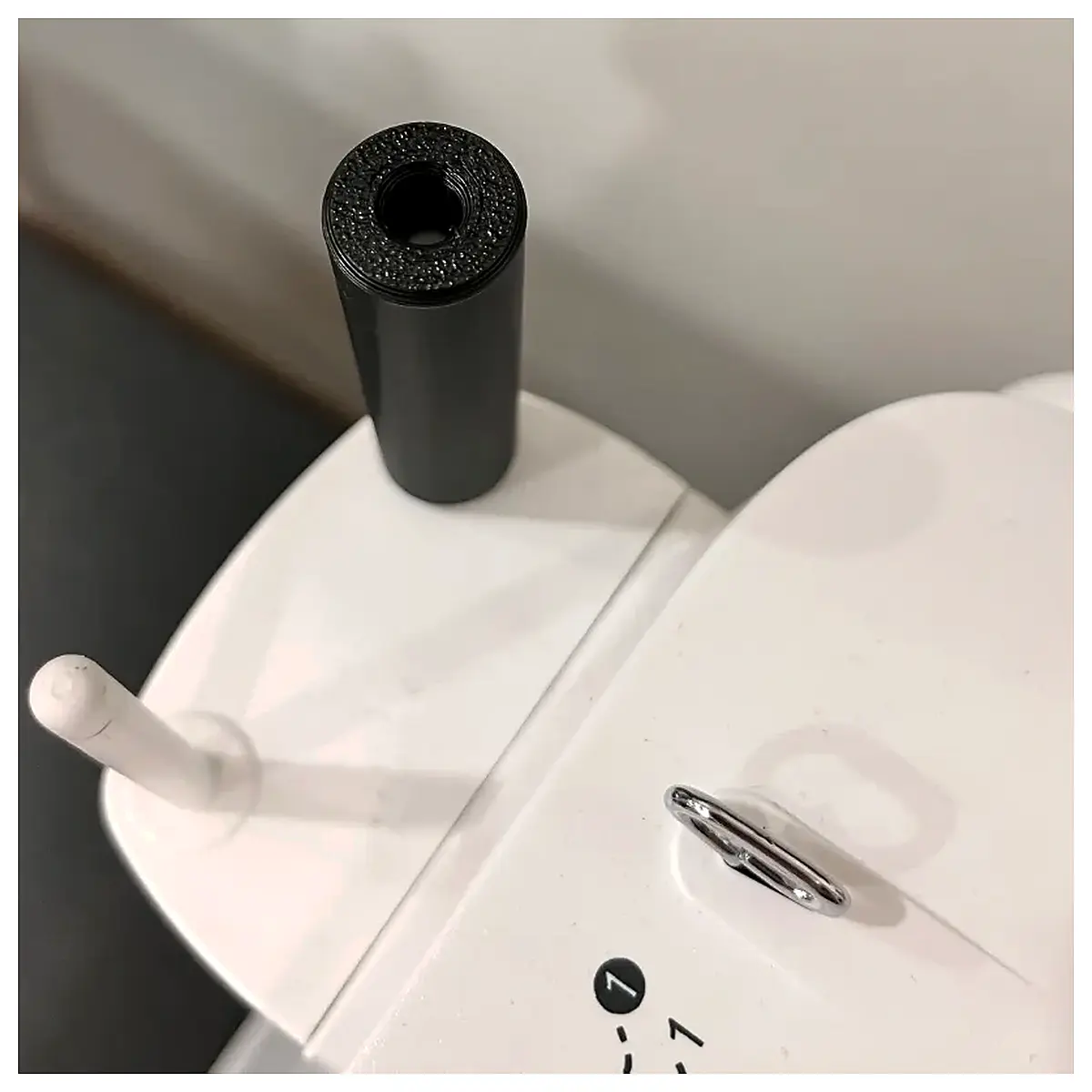 Sewing Bobbin Adapter Universal Automatic Feed Device Needle Threader Sewing Accessories Spare Parts Repair