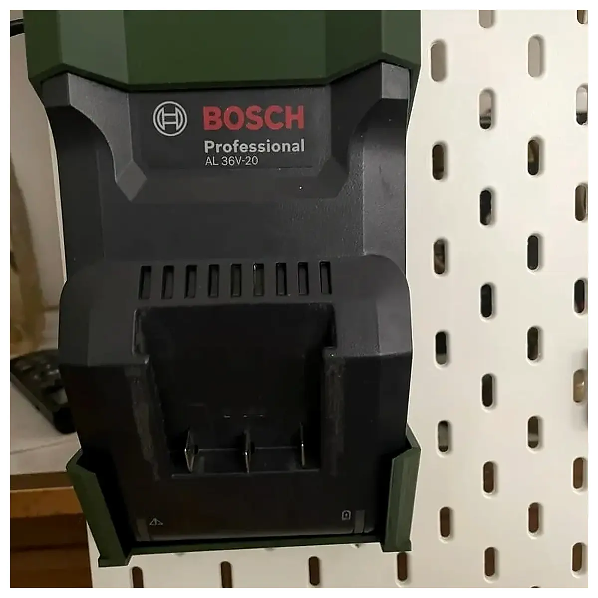 Bosche Skadis Charger Wall Mount 36V 18V Compatibility Wireless Tools Charging Station Battery Repair Parts