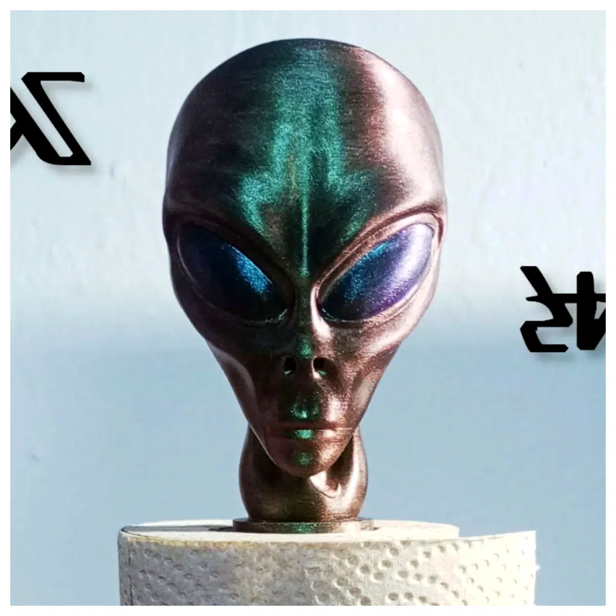 Alien Tissue Holder Creative Bathroom Paper Towel Stand Organizer Shelf Kitchen Storage Modern Design Decorative Holder