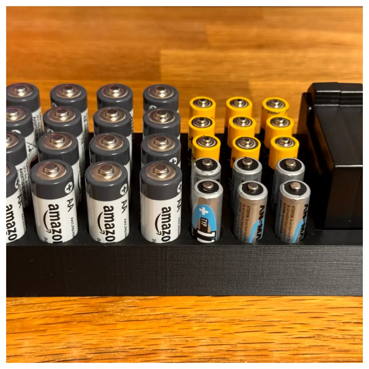 Battery Storage Box AA AAA Battery Tester Battery Case Battery Organizer Battery Test Ideal for Storage Organization