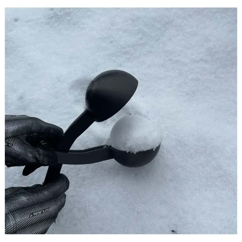 Handheld Snowball Maker DIY Snowball Outdoor Toys Snowball Accessories Fun Snowballs