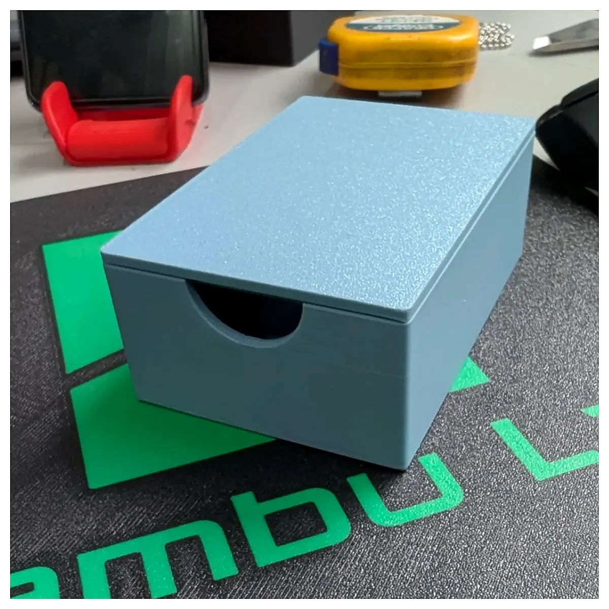 Cardboard Box with Closure Lid Shipping Box Packaging Box Carton Courier Packaging Supplies