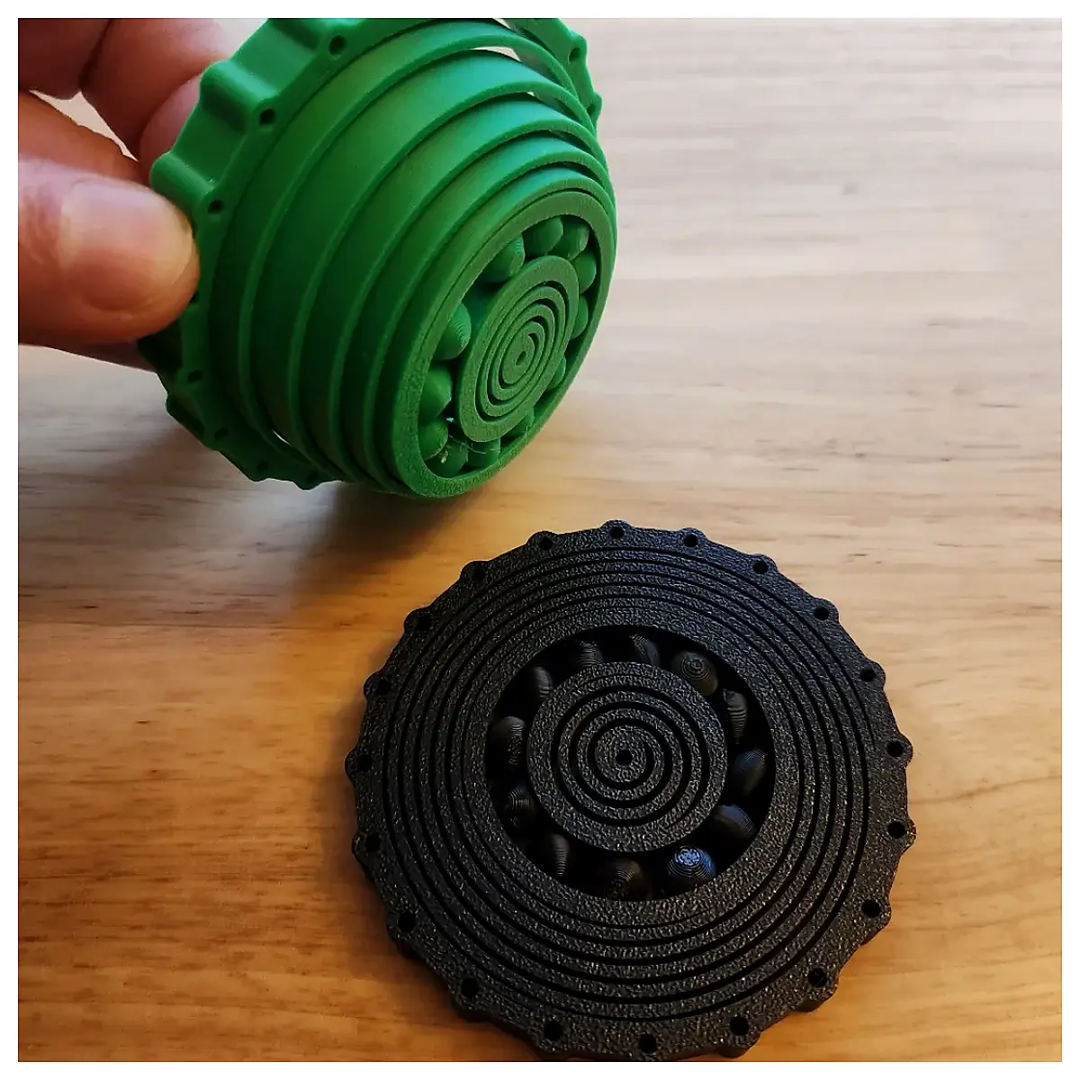 Fidget Spinner Toy Spring Release Stress Relief Fidget Toys Creative Brain Teaser
