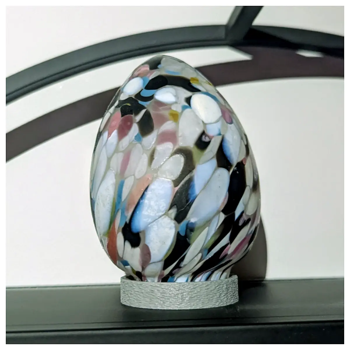 Universal Ball Egg Display Stand Creative Placement Holder Multi Functional Display Shelf Toy Collection Stand Desk Decoration