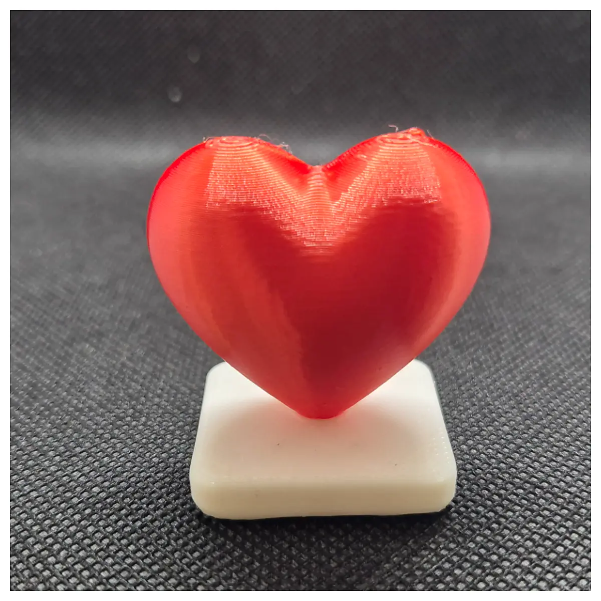 Love Sculpture Red Black Base Art Decor Love Art Piece Wall Decoration