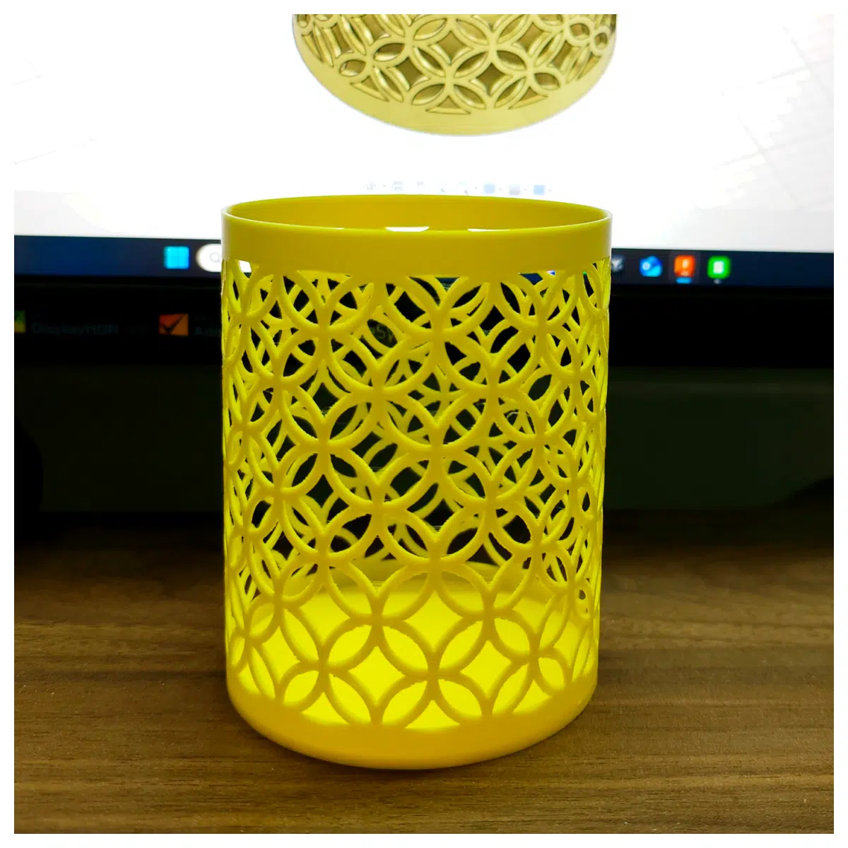 Coin Hollow Pen Holder Creative Desk Organizer Multi Function Decoration Office Supplies Pen Case Simple