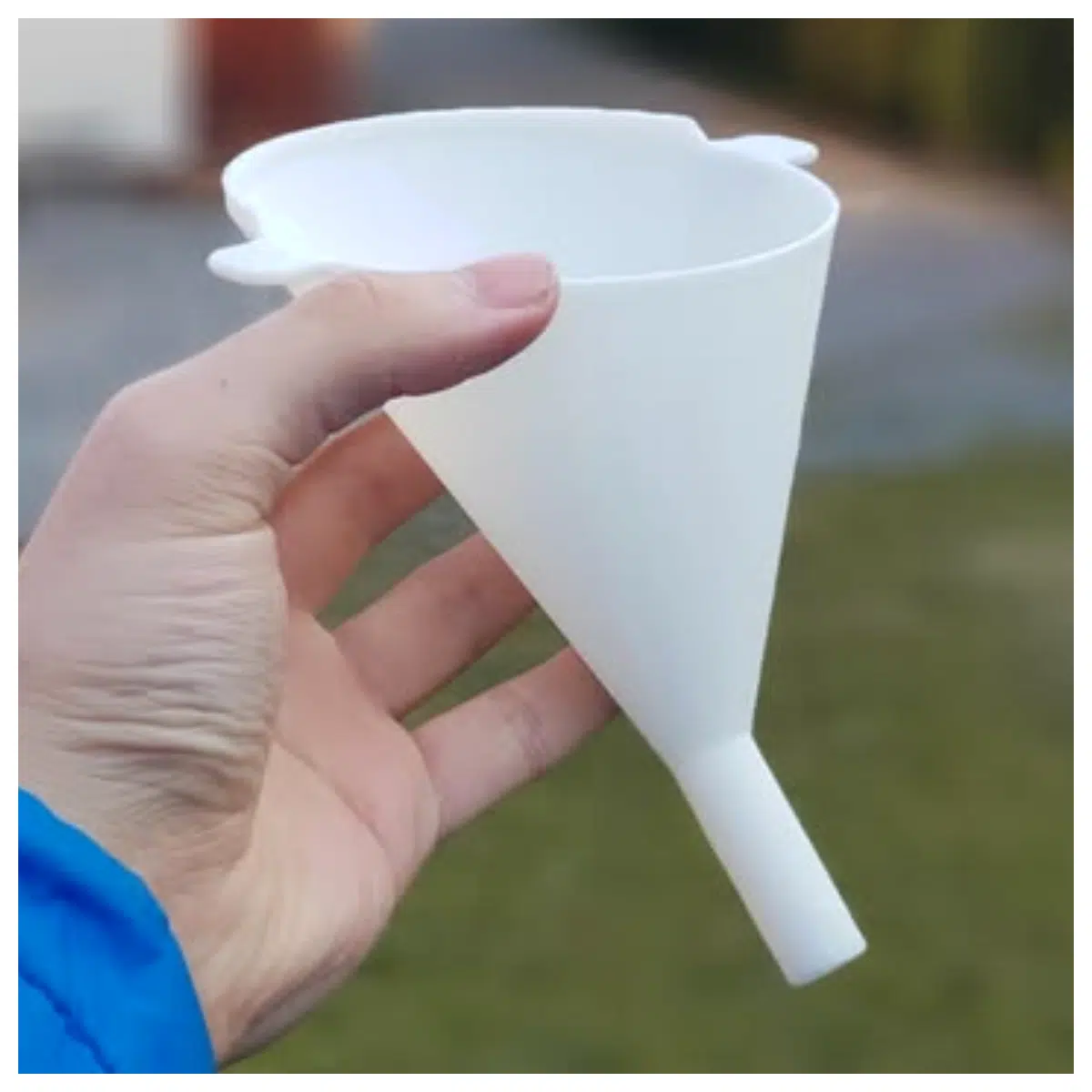 Slanted Funnel Inclined Liquid Transfer Spill Control Lab Accessories Funnel Parts