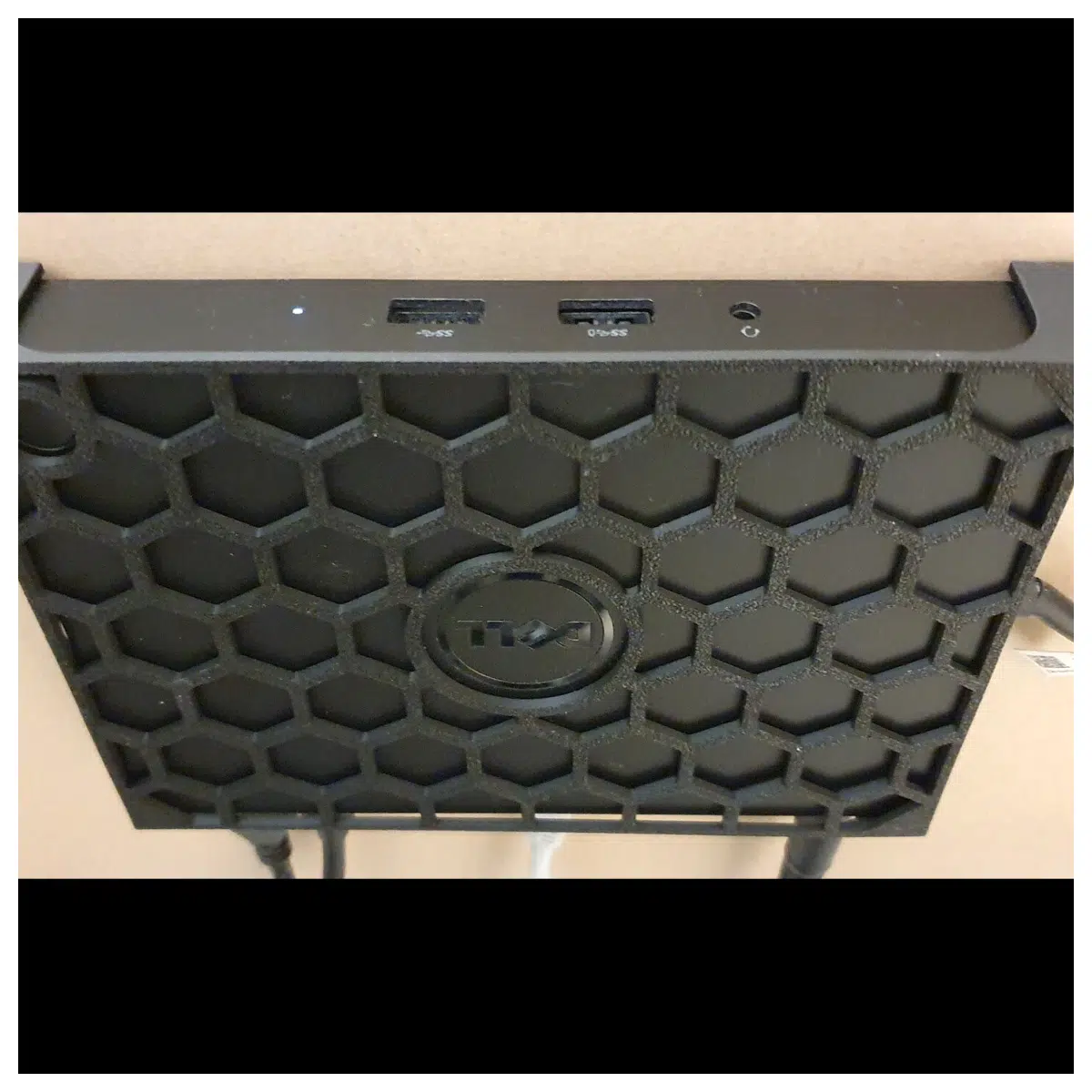WD15 Dock Base Stand Narrow Width Desktop Mount Computer Connectivity Expansion Features Wide Compatibility