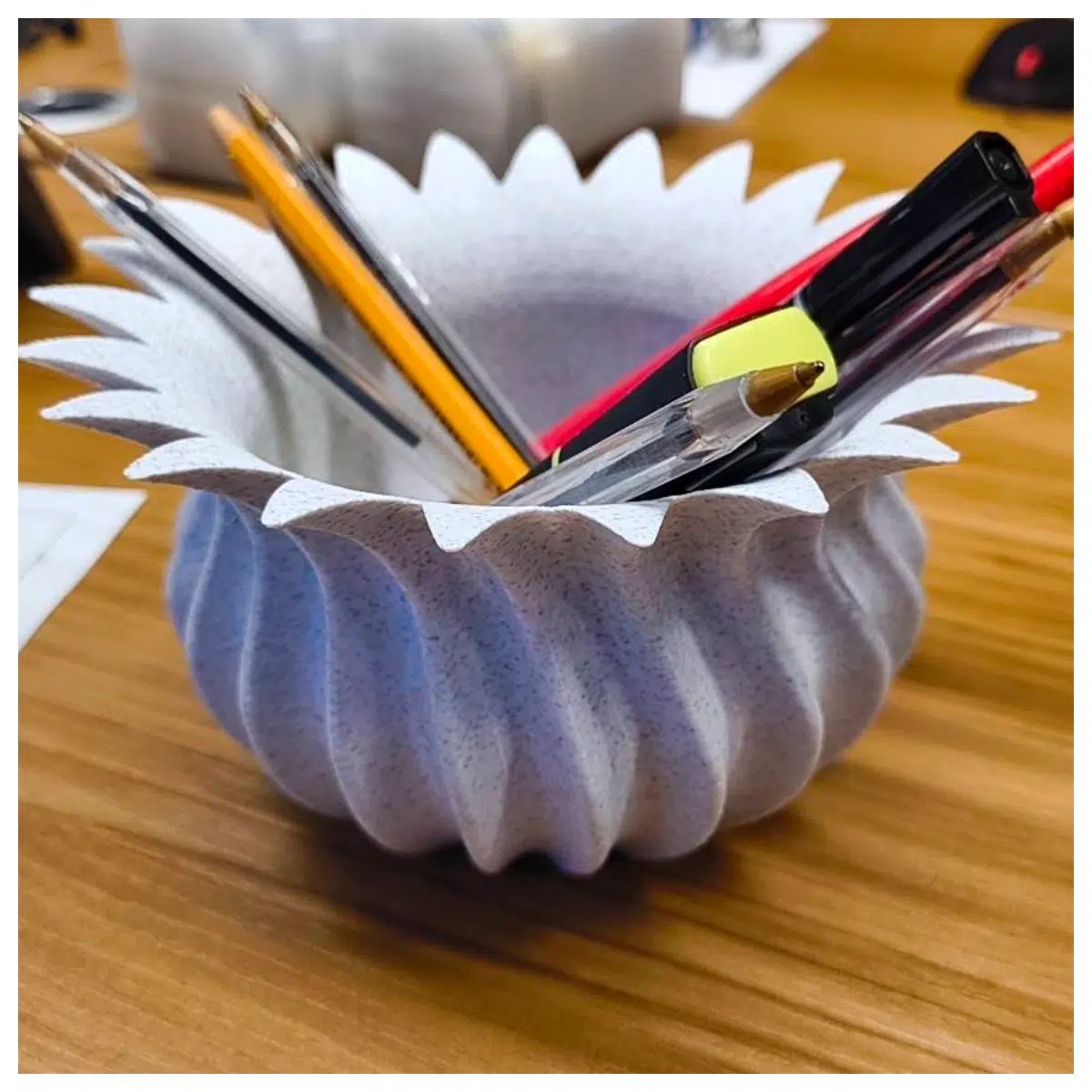 Pineapple Shaped Food Container Ideal for Fruit Storage Salad Prep Kitchen Organization Durable Stackable Easy to Clean