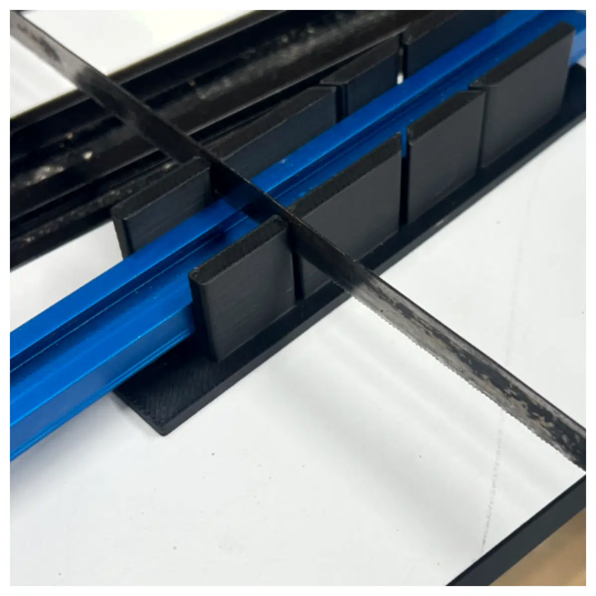 T Slot Corner Notching Box Mini Cutting Guide Angle Measuring Tool Industrial Parts Quick Cut Suitable for Thin Sheet