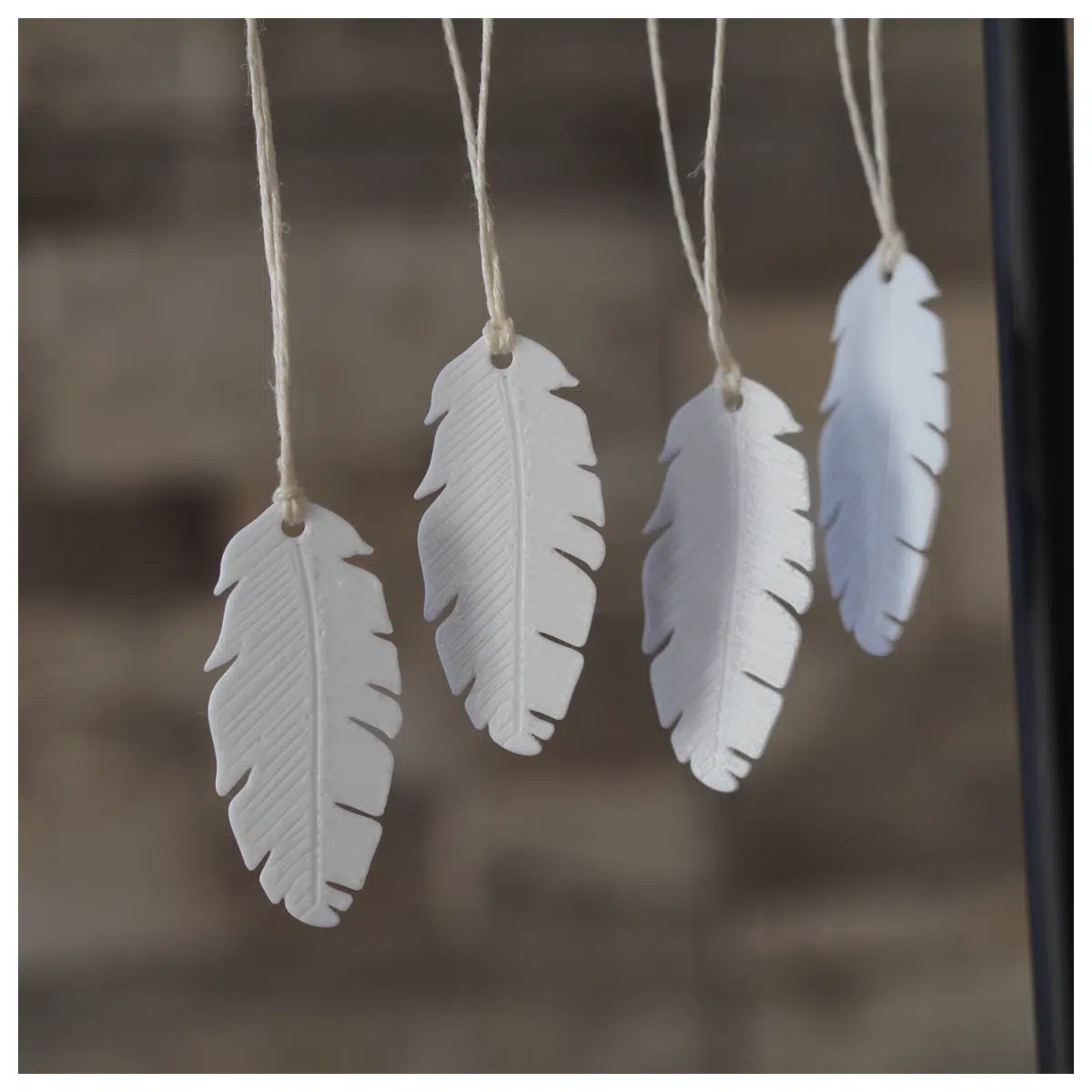 Hanging Feather Decor Feather Ornament Indoor Decoration Falling Feathers Decorative Art