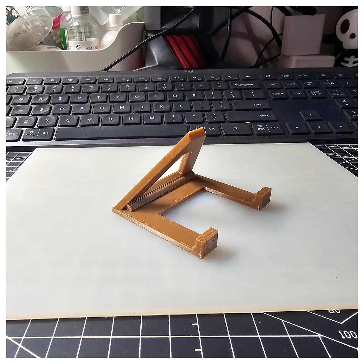 Space Saving Triangular Phone Stand Phone Stand Mobile Holder Support Adjustable Phone Grip Accessory