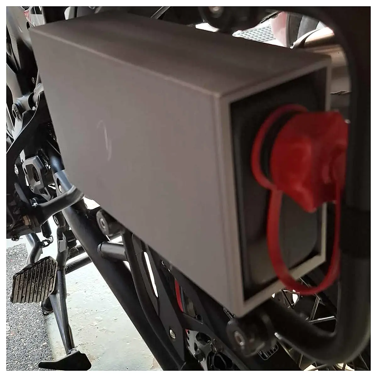 Spare Fuel Can Stand Support Bracket Stabilizing Stand Automotive Parts Repair Parts Corrosion Bracket